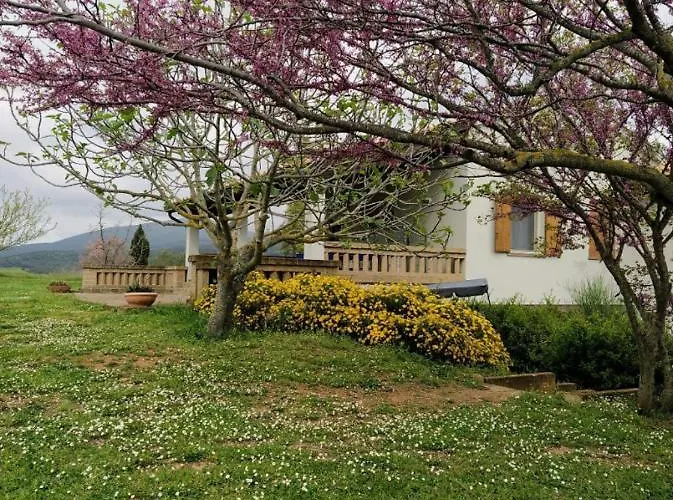 Bed & Breakfast Casale Artemisia 3*