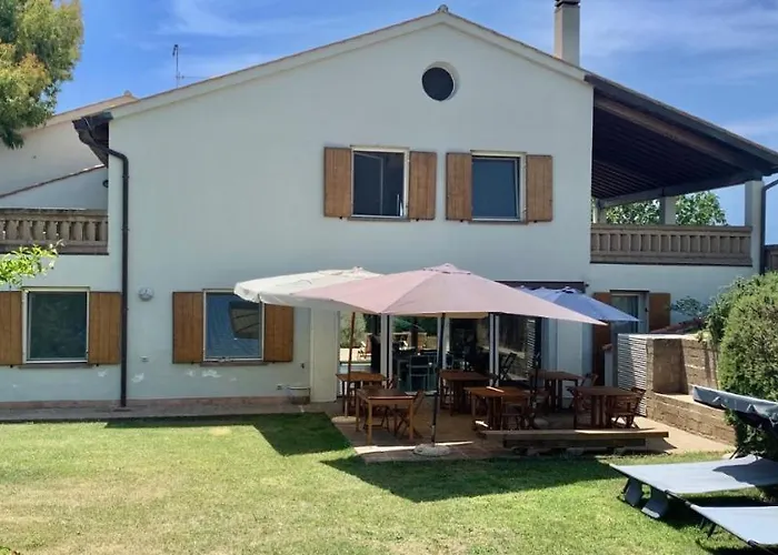 Bed & Breakfast Casale Artemisia 3*